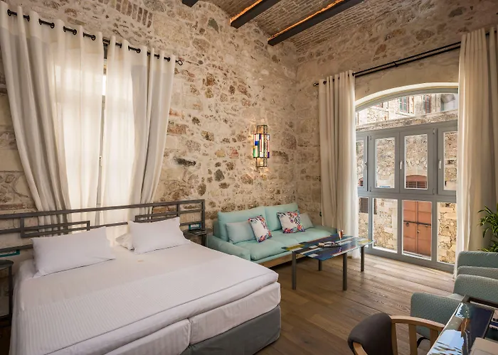 Ambassadors Residence Boutique Hotel