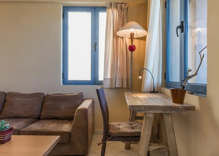 Nais Apartments & Studios